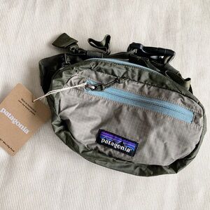 NWT Patagonia Ultralight Black Hole Mini Hip Pack Pine Needle Green